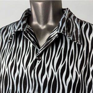 Street Culture Velvet Burnout Vintage Y2K Rave Shirt Black & Grey Flames Men XL